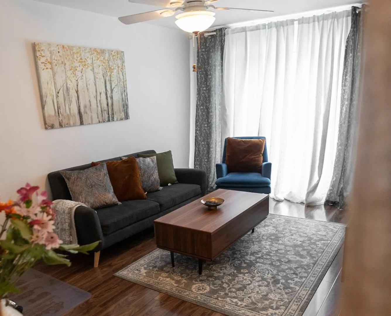 Comfortable Spacious House With Parking Brossard 0*,